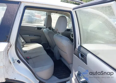 2012 Subaru Forester 2.5X z USA, uszkodzony, nr VIN JF2SHBBC7CH413206